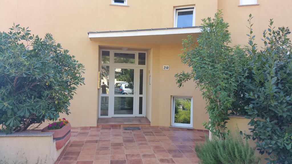 Apartment Irena Premantura Exterior photo